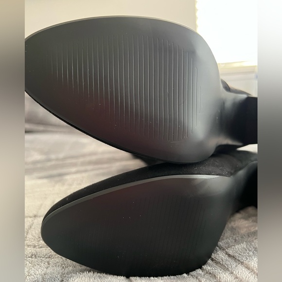 Steve Madden “Emotions” over the knee suede boots - Picture 2 of 4